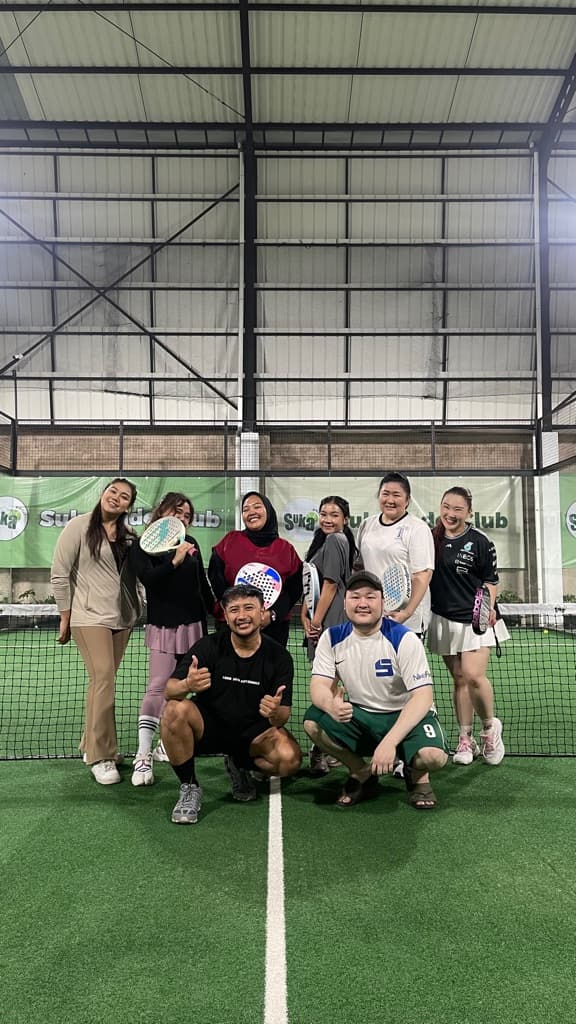 HAHAHIHI Club Society media 6
