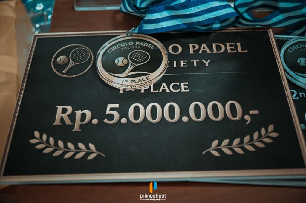 Circulo Padel Society media 2