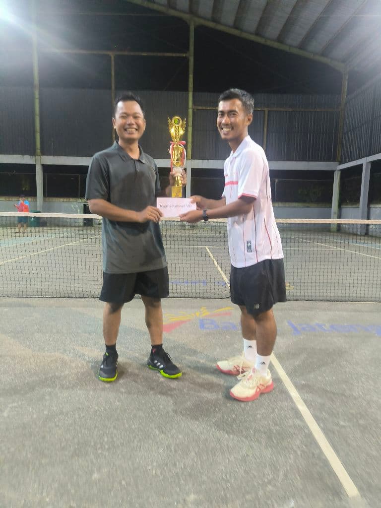 Densoe Tennis Classes media 5