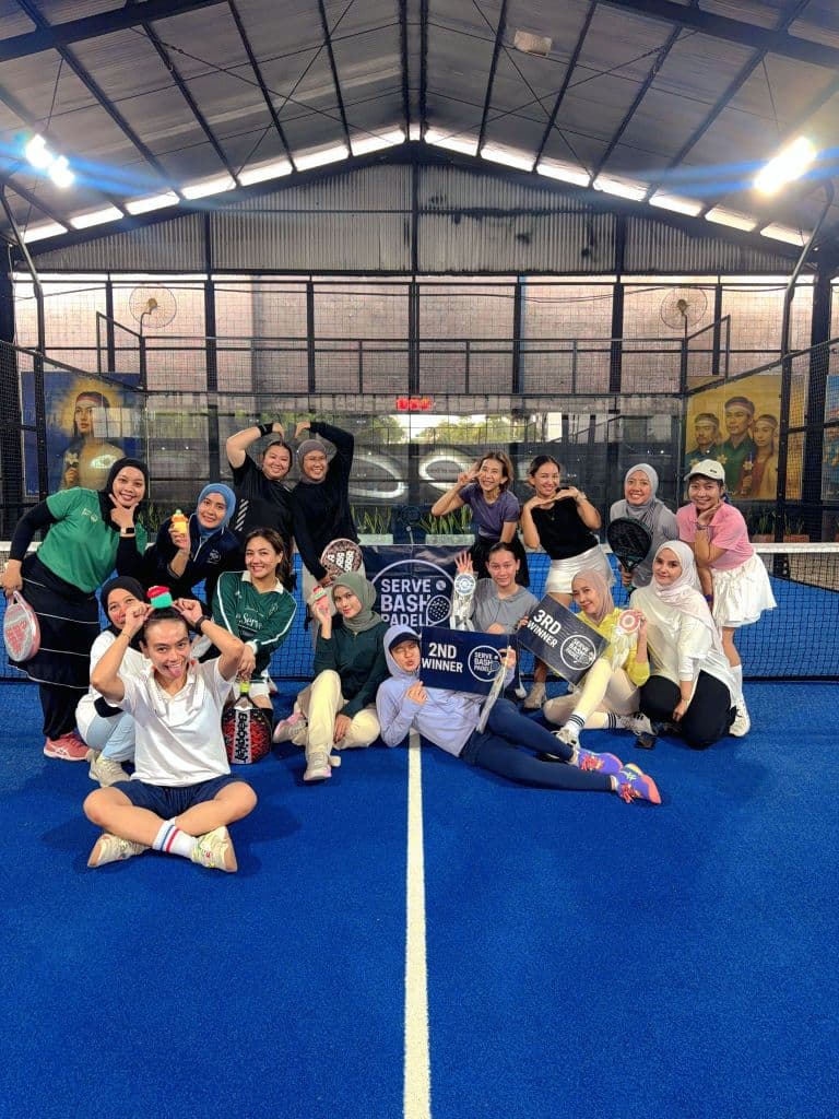 Serve Bash Padel media 2