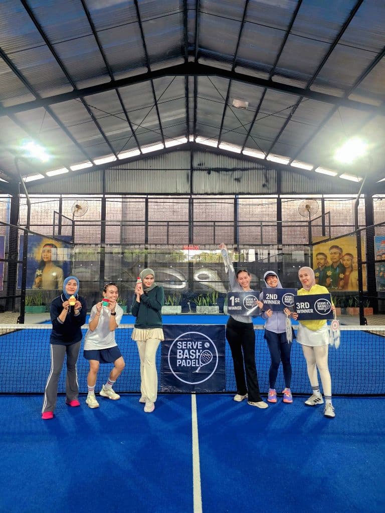 Serve Bash Padel media 1