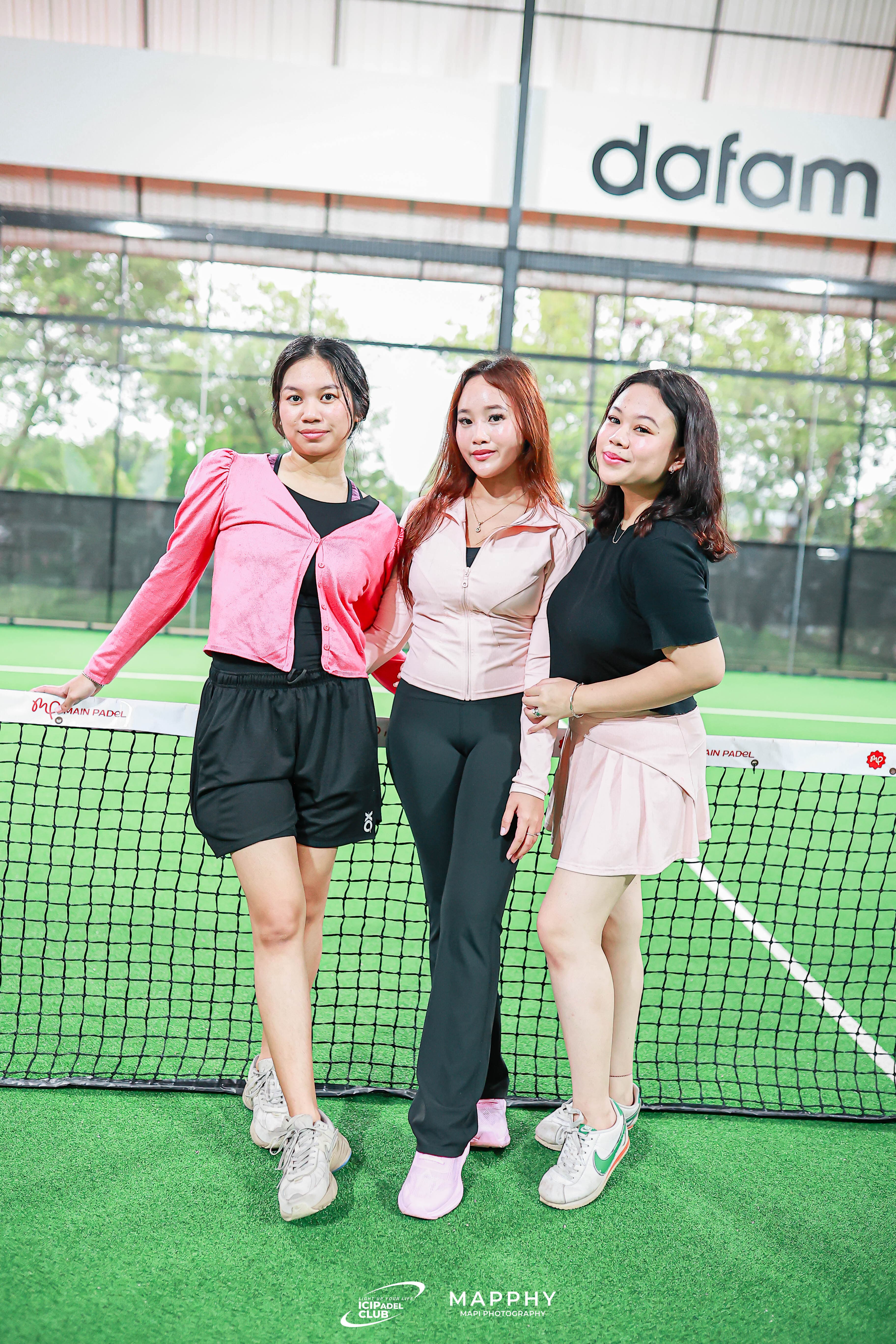 Hola Padel Club  media 1