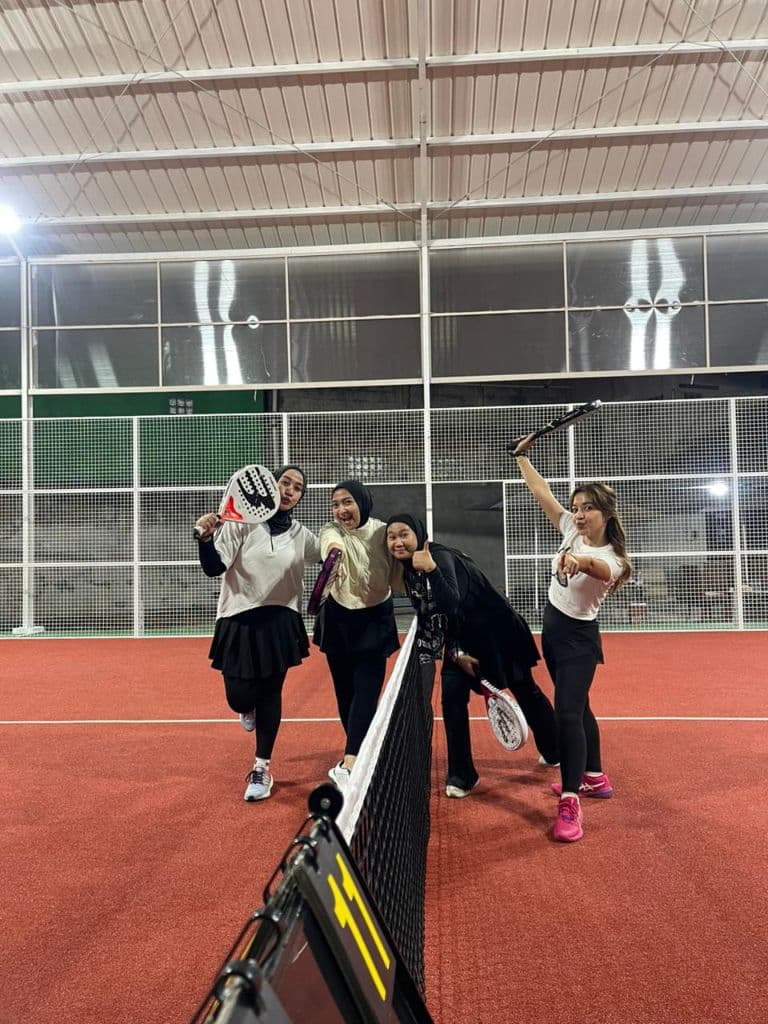 Coffee & Matcha Padel media 2