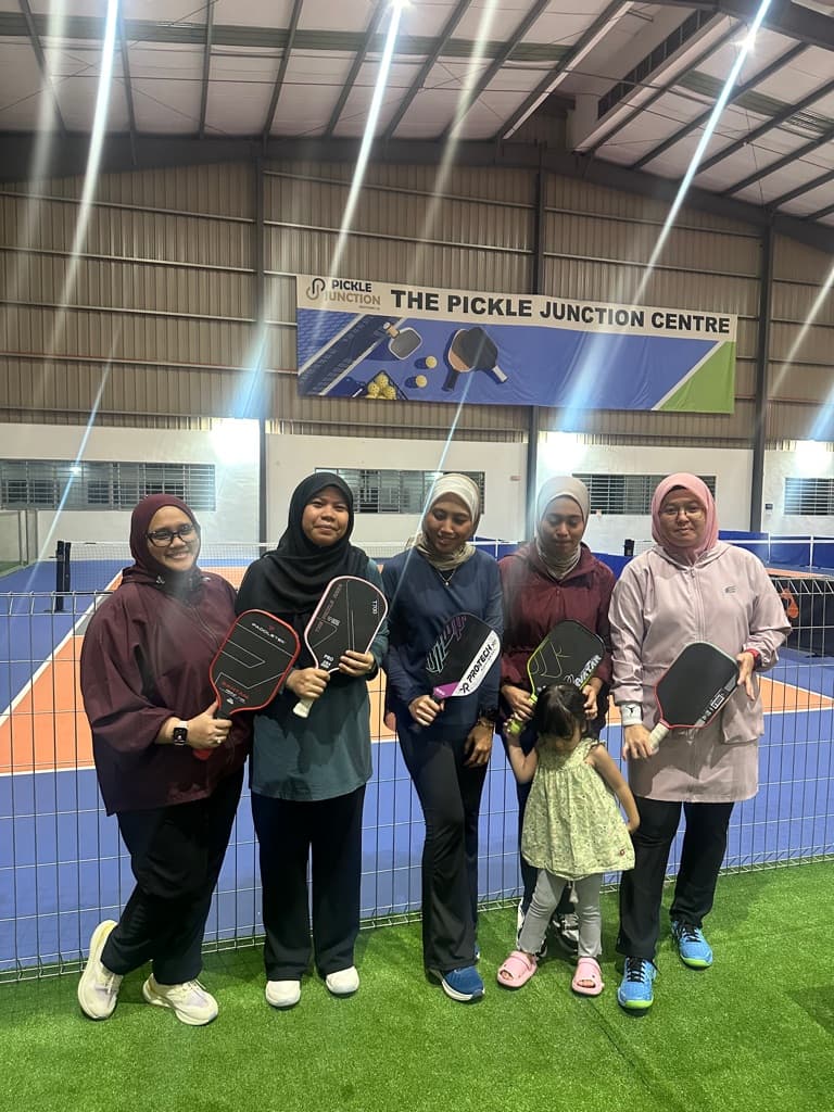 Serenia Smash Sisters X Athpick media 5