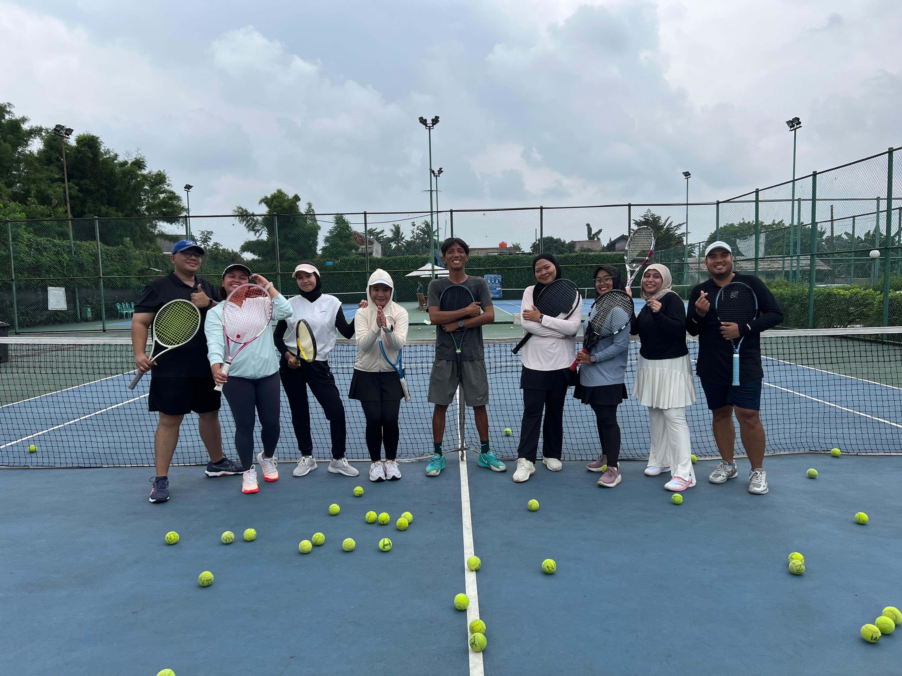 YNTC *YANDY NAHOR TENNIS CLUB* media 6