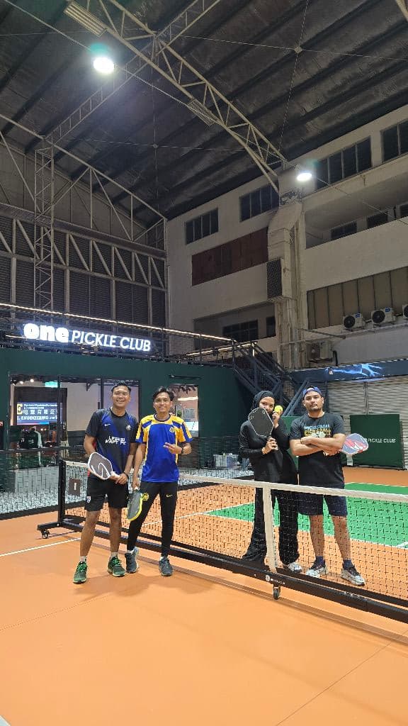 Pickleball LoqStaq media 2