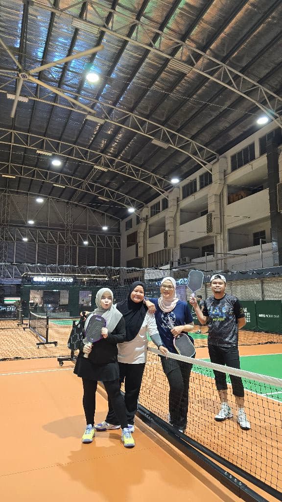 Pickleball LoqStaq media 3