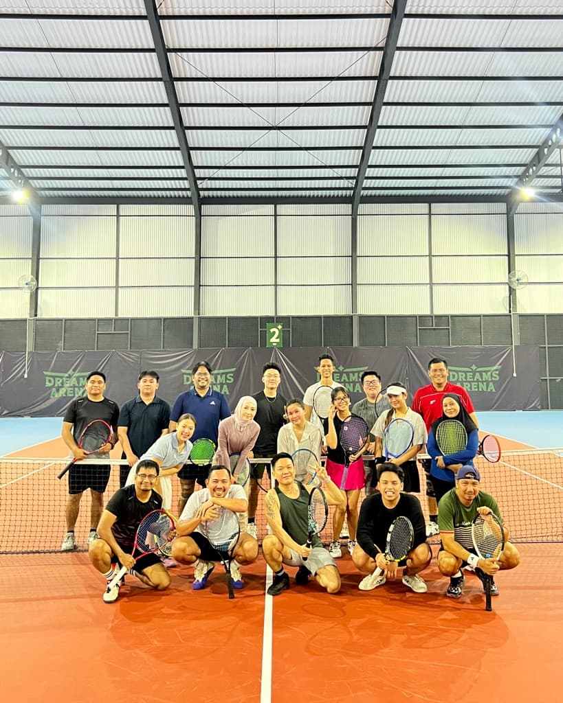 Tenis + media 1