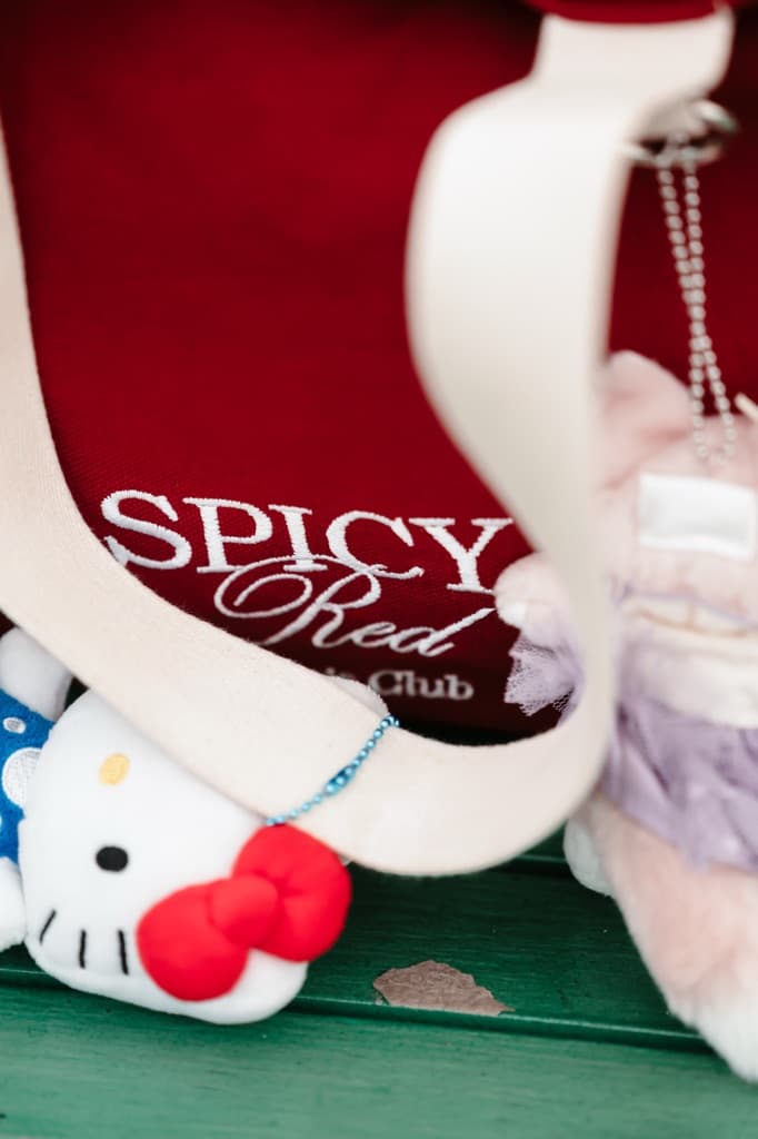 Spicy Red media 3