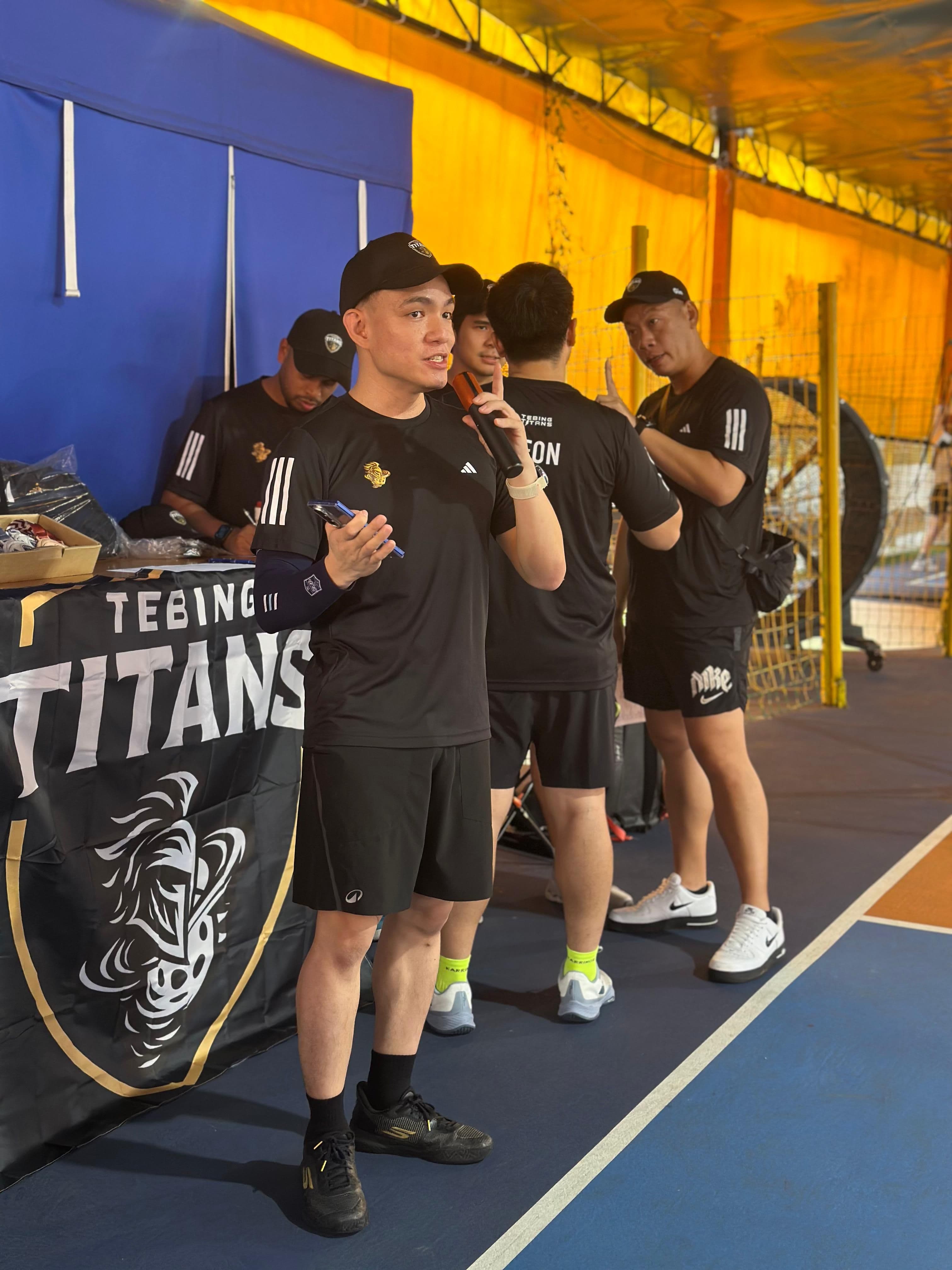 Tebing Titans media 3