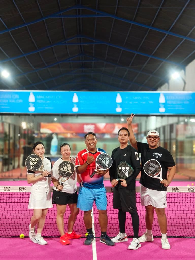 SurePADEL media 6