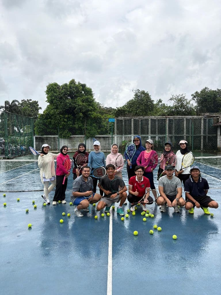 YNTC *YANDY NAHOR TENNIS CLUB* media 4