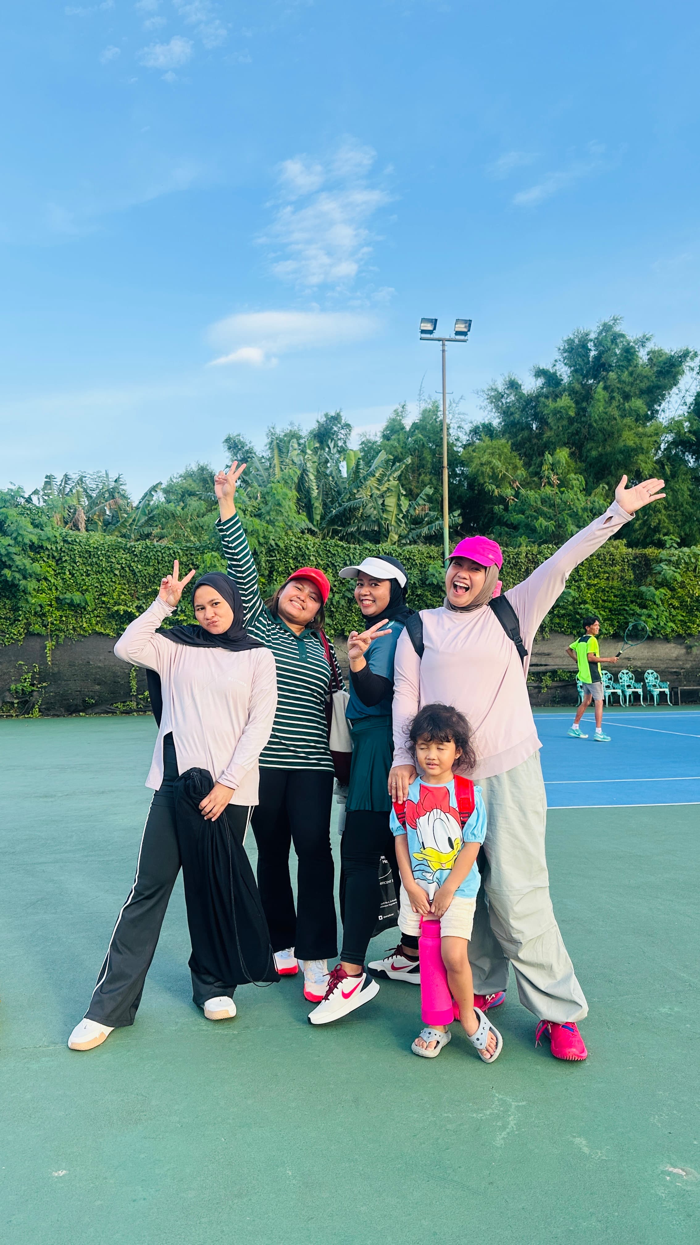 Sementara Tennis Club media 4