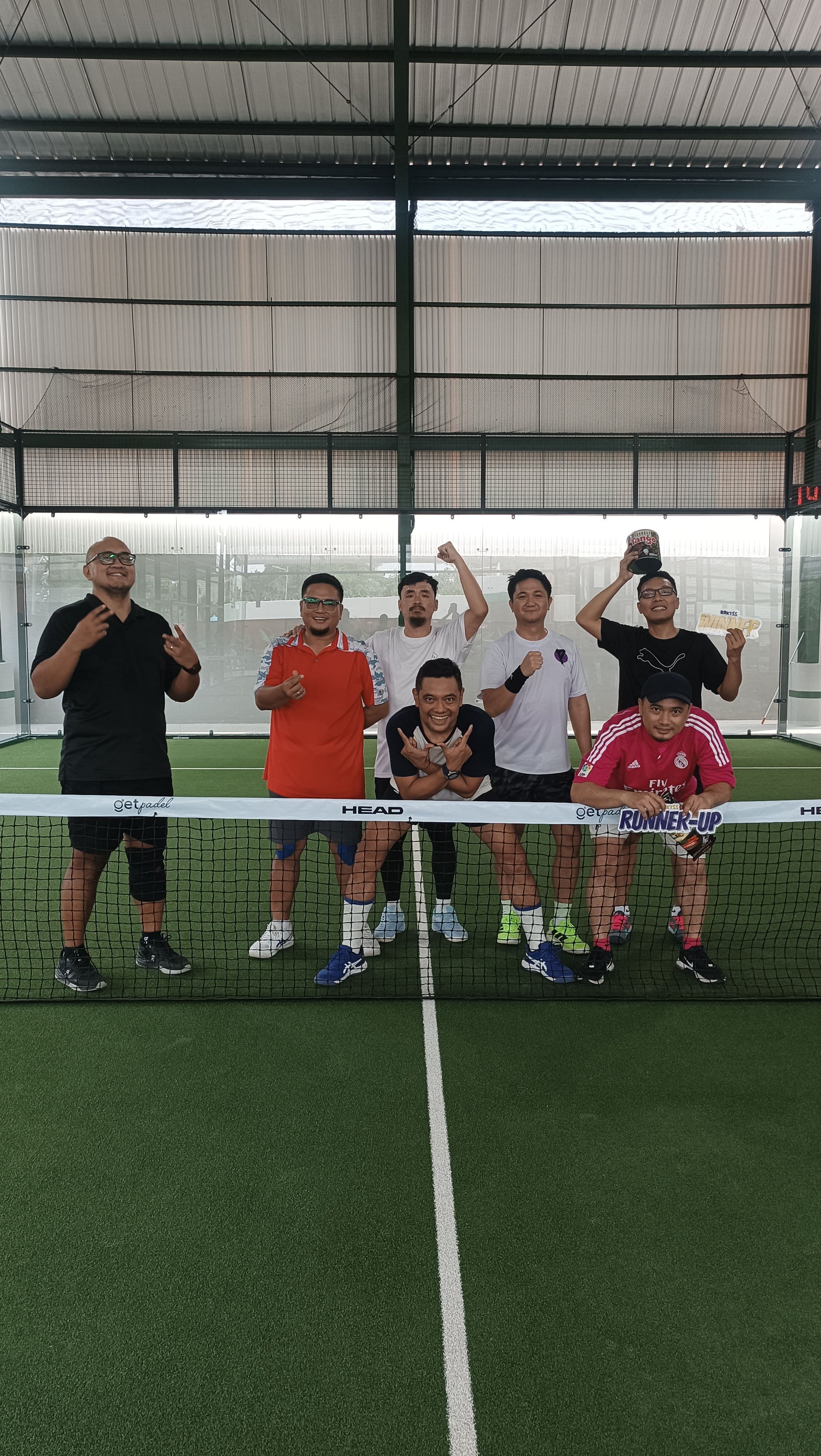 Awanku Putih Padel media 3