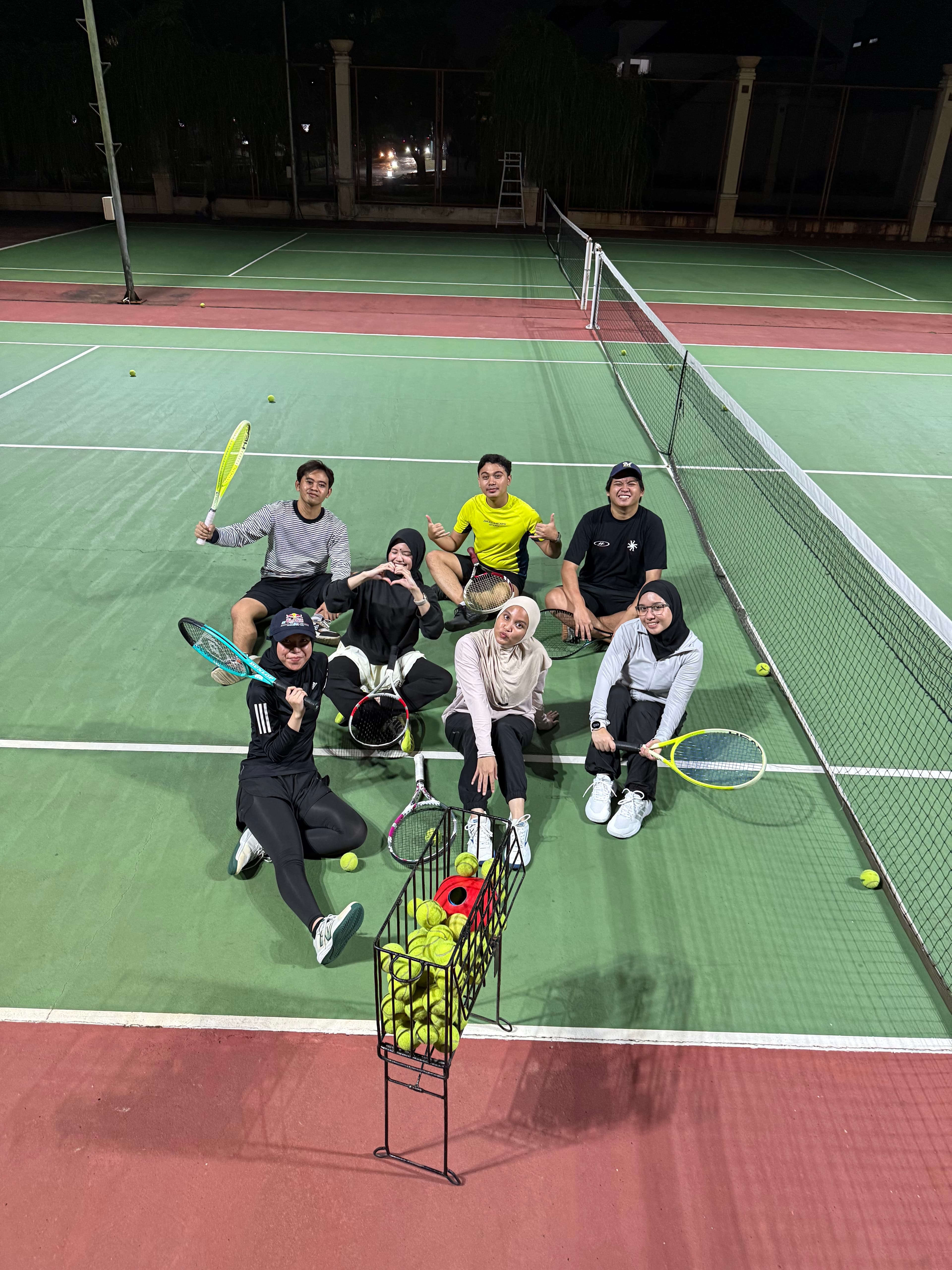 Pinky Tennis media 4