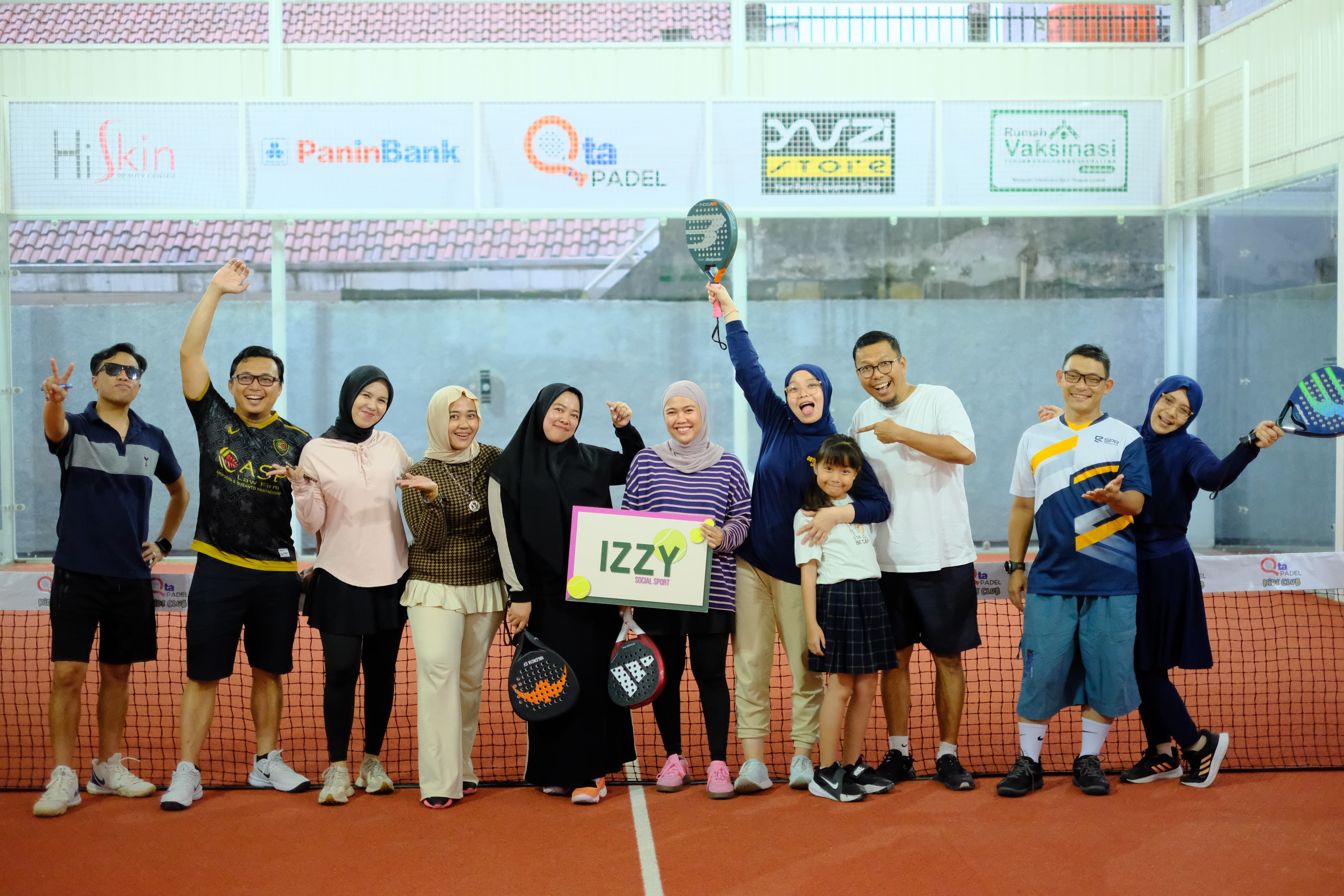 Izzy Social Sport media 3