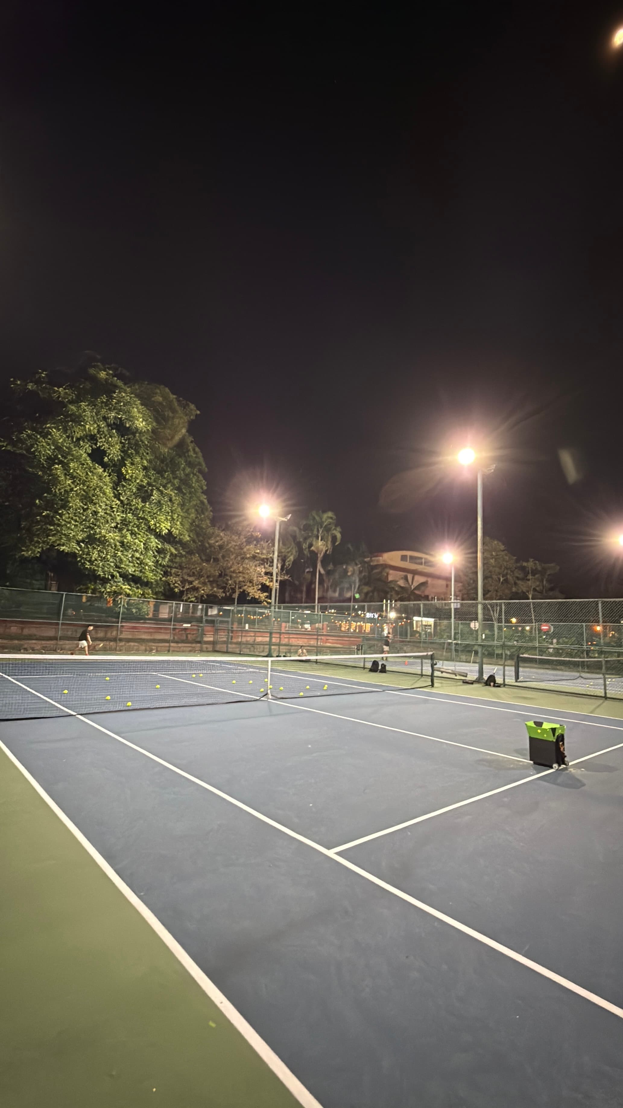Tennis Buddy Machine media 1