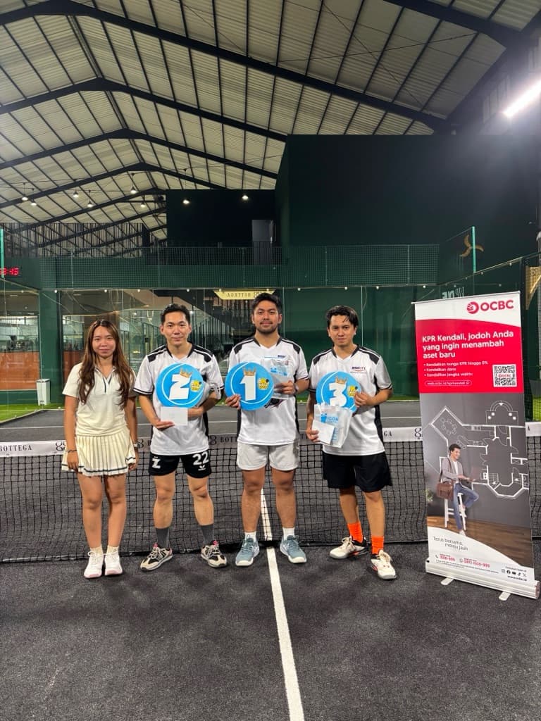Ngang Ngeng Ngong Padel media 3