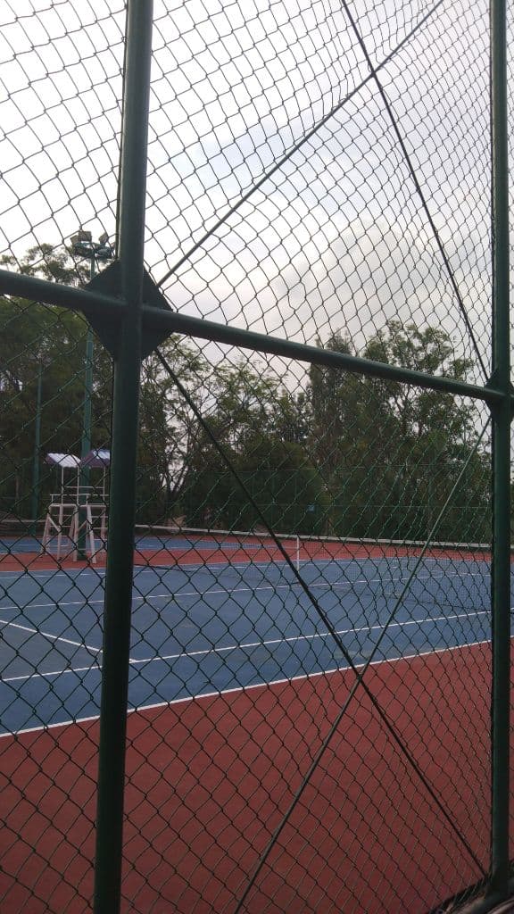 Tennis Huru Hara media 1