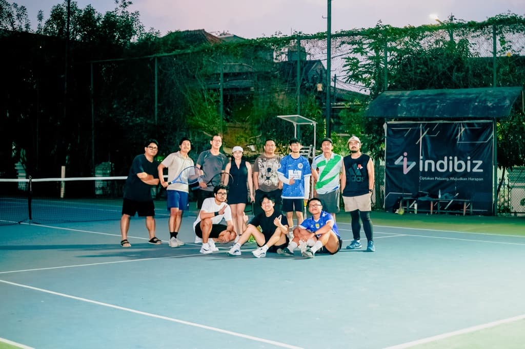 TENNIS RIGHT NAO media 1