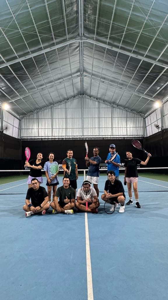 Scoot Tennis media 6
