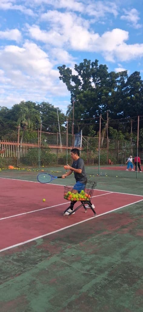 Joe Tenis Club "Coaching"  media 1