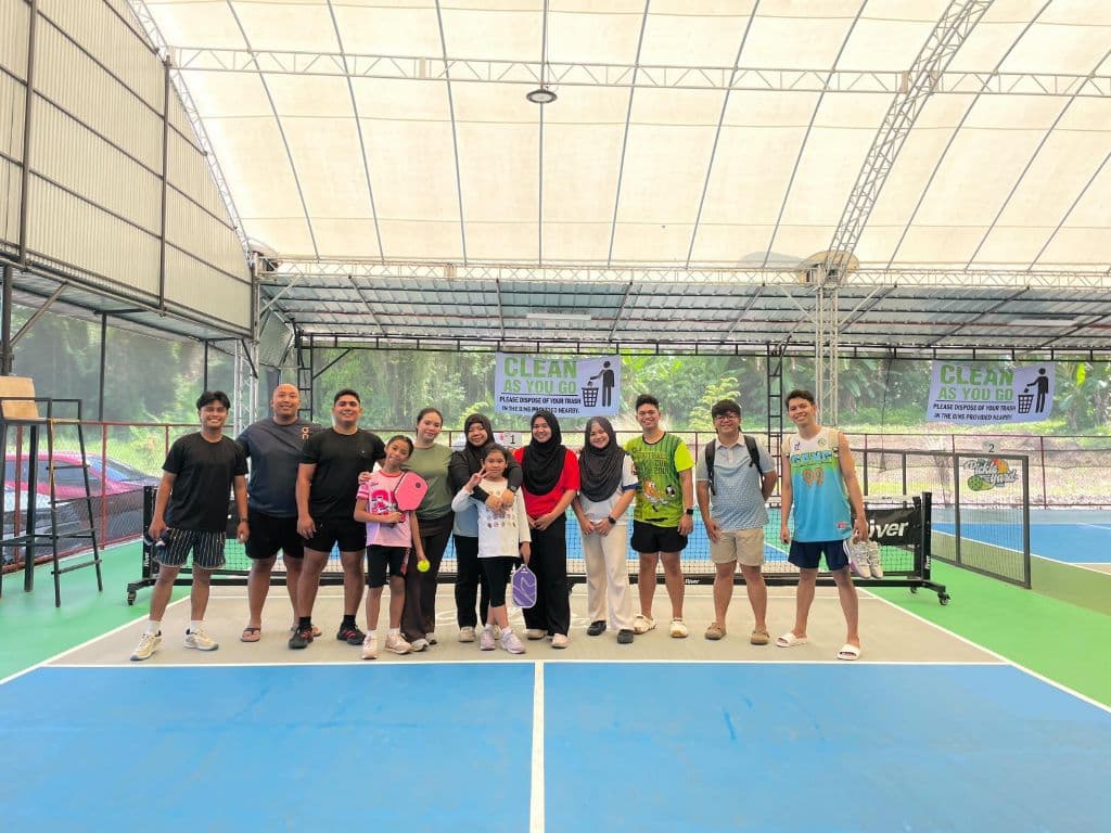 D'NONSTOP DINKERS media 3