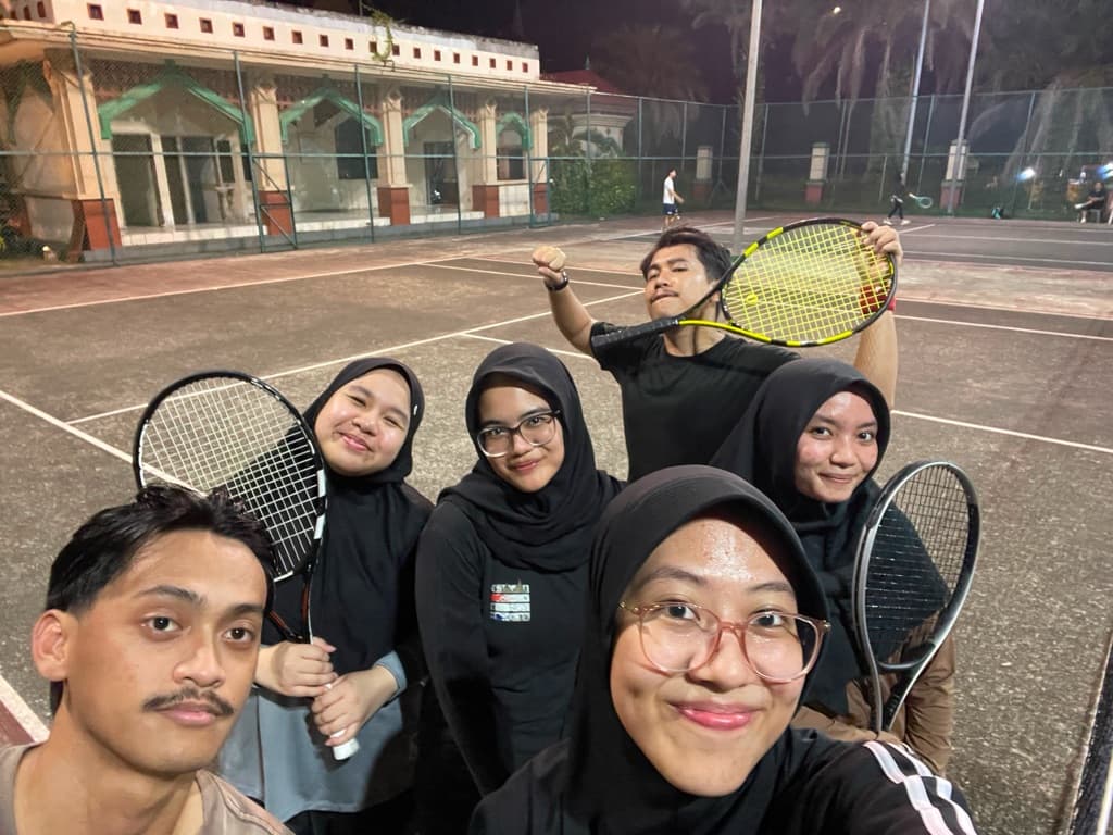 Kharisma Tennis media 6