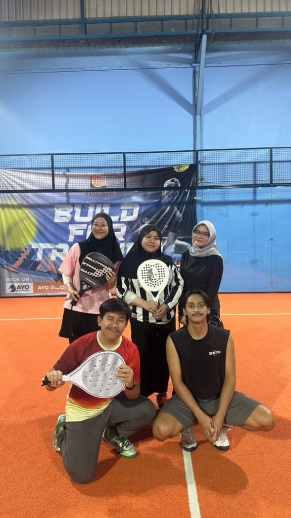 Kharisma Tennis media 4