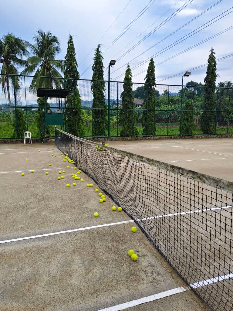 RACKET UP media 3