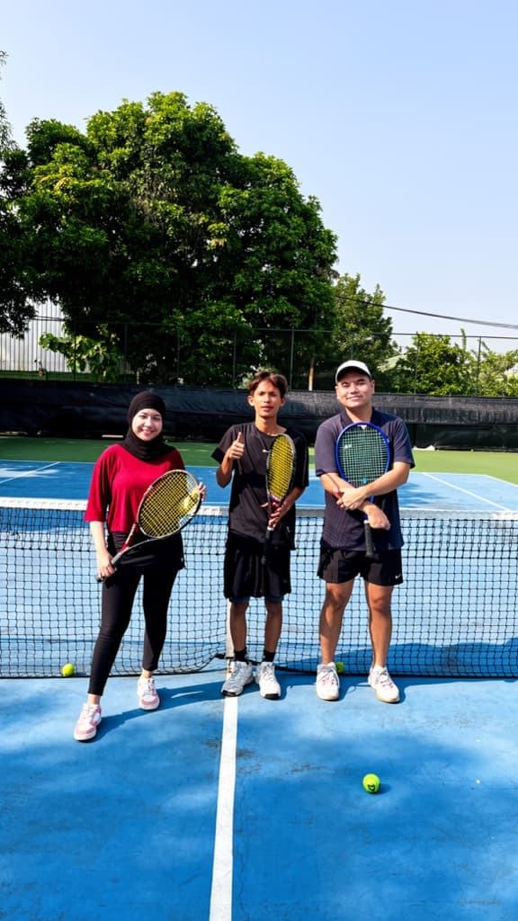 Tenis light media 2