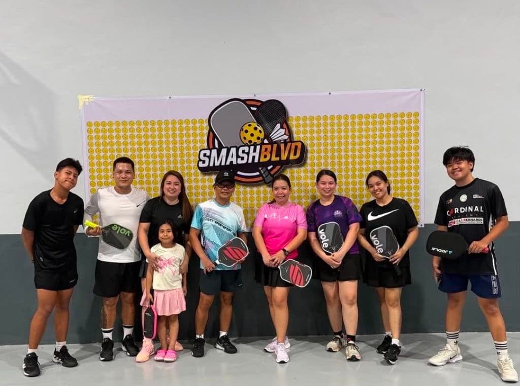 Smash Blvd Pickleball & Badminton media 2