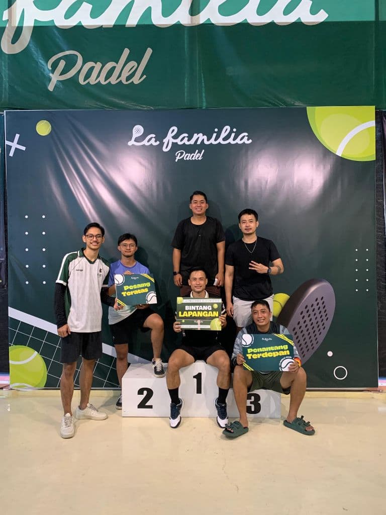 Padel family @la familia         Bandung  media 1