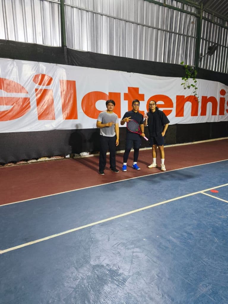Twin Tennis media 2