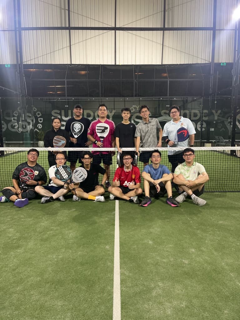 Padel Sepulang Kantor media 1