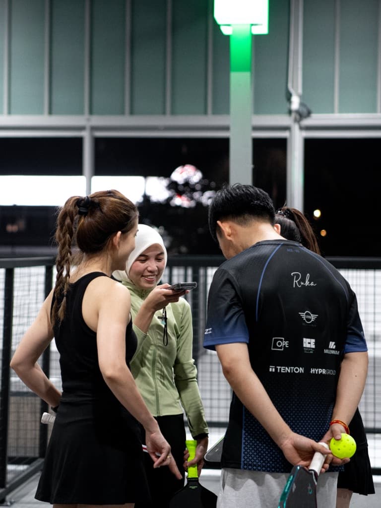 HUSTLR Pickleball & Social Club media 3