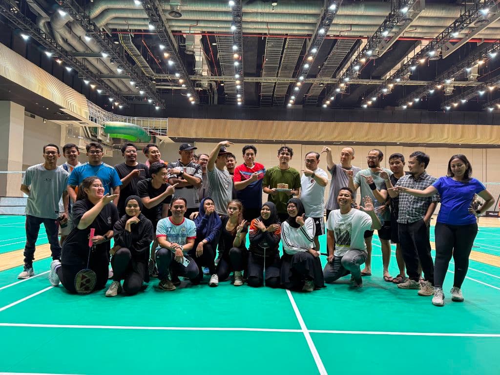 BTS Badminton T9-2 media 1