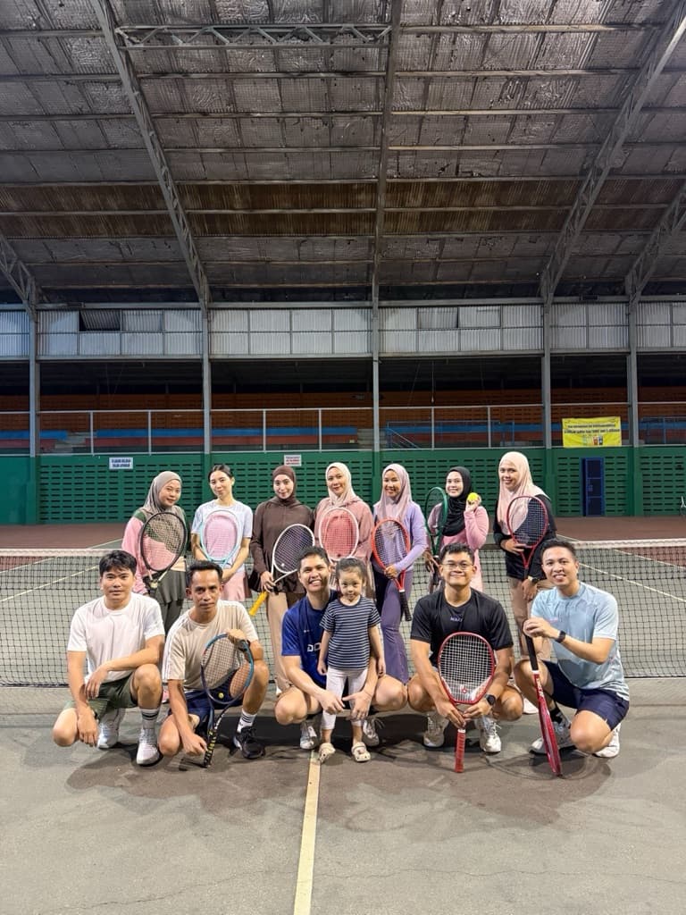 Tennis Kuy Kamis media 3