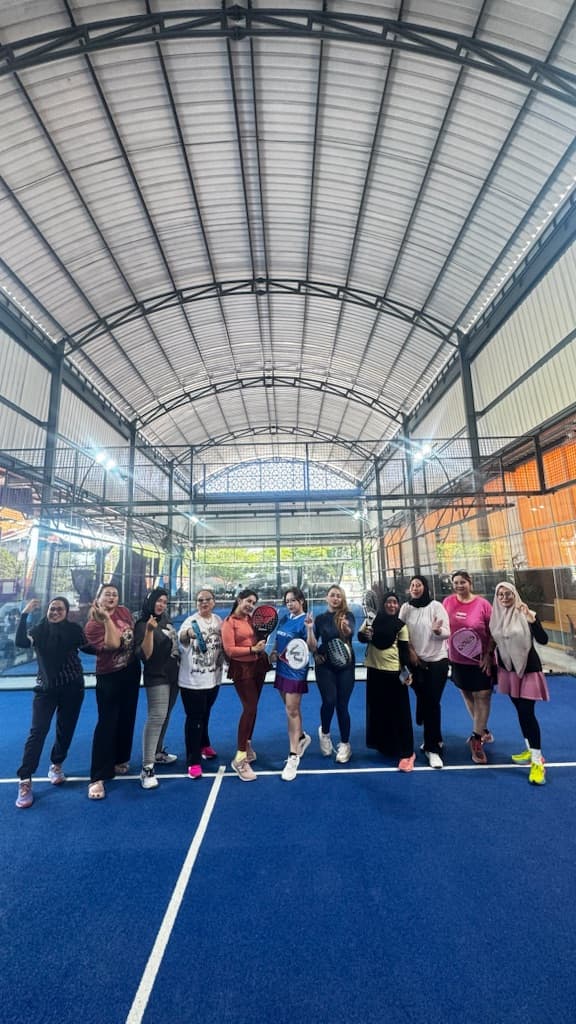 WONDERWOMAN PADEL CLUB  media 2