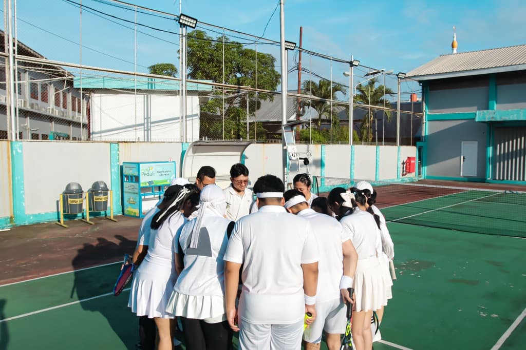 Gila-Gila Tenis media 6