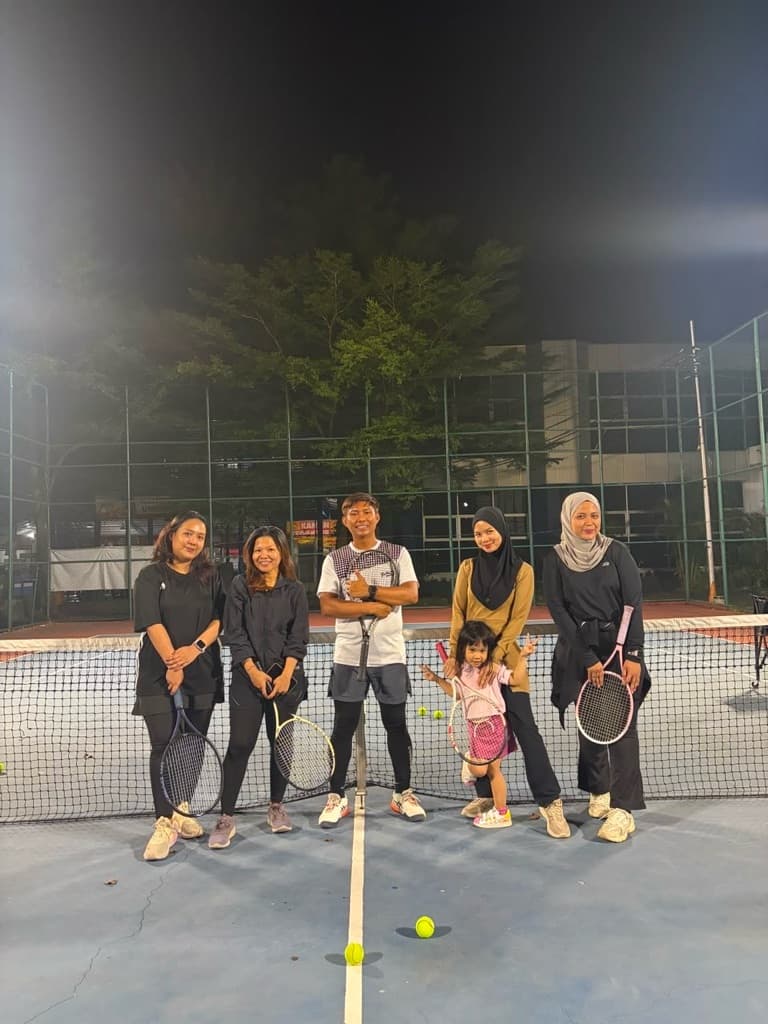 HAPPY TENNIS  media 2