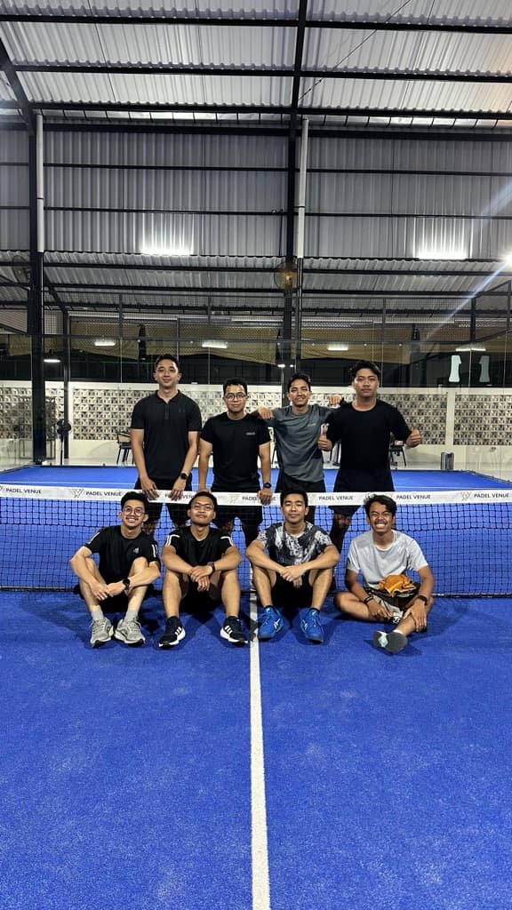 Neighborhood Padel Club media 1