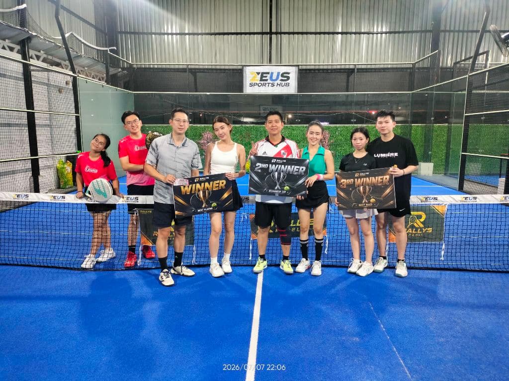 Smasher padel media 1