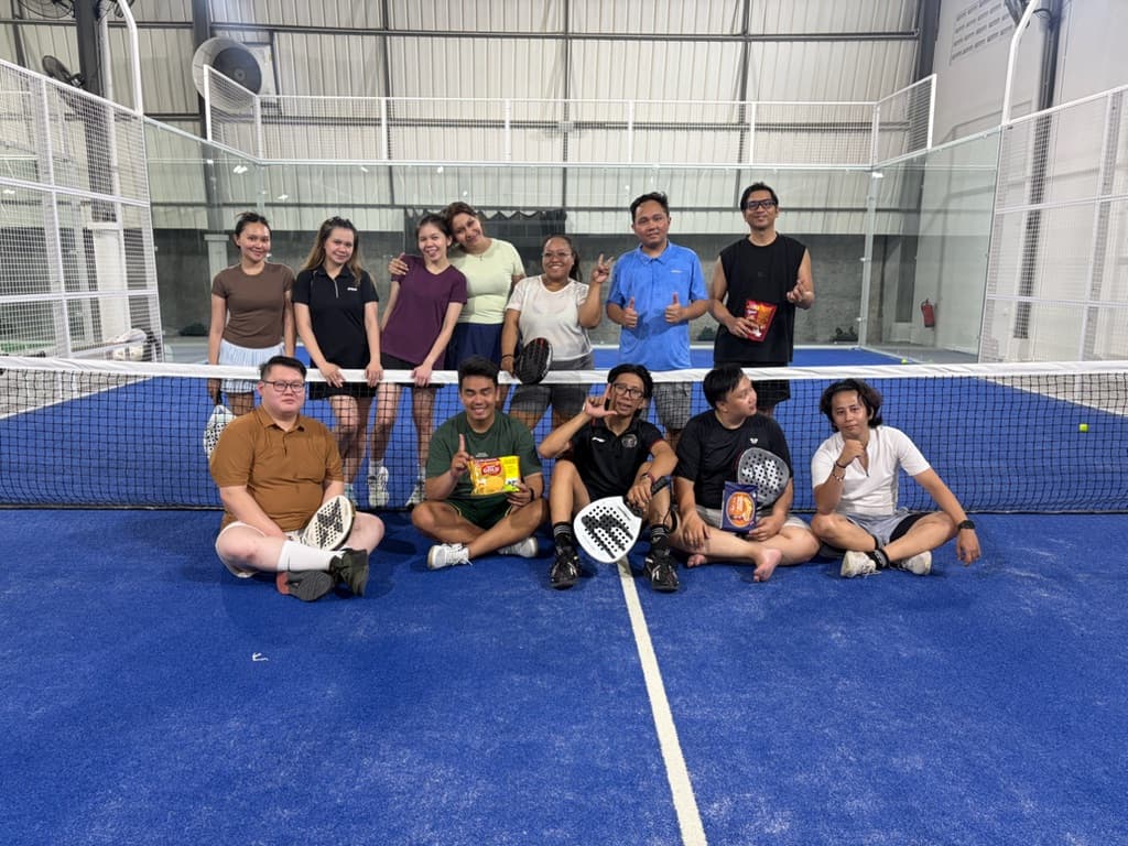 RACQUET By Laskris media 2
