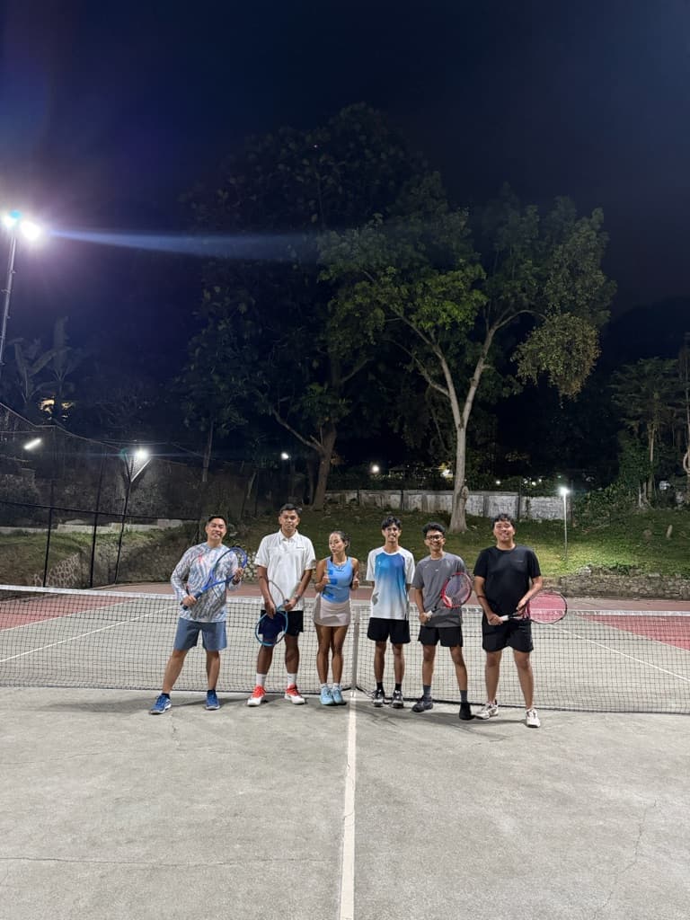 TENNIS NEWBIE NEIGHBORS  media 2