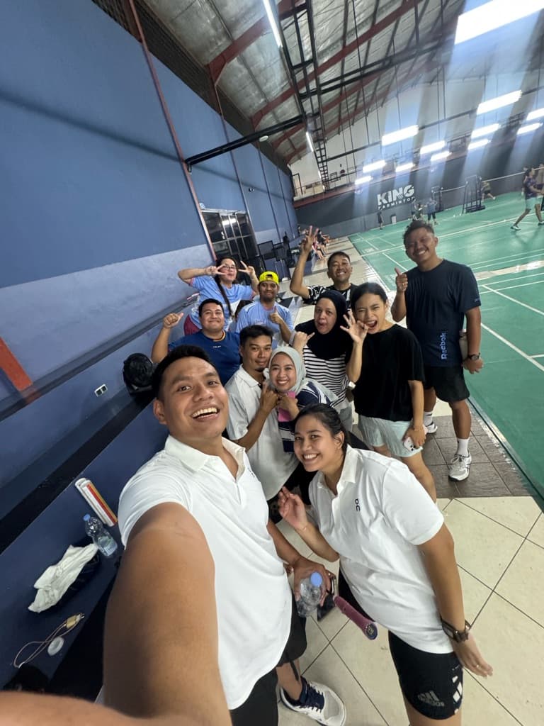 RACKET ADDICT media 5