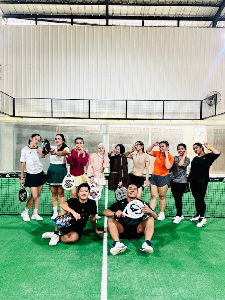 RACKET ADDICT media 3