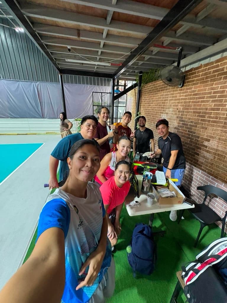Sunday Picnic ball squad media 4
