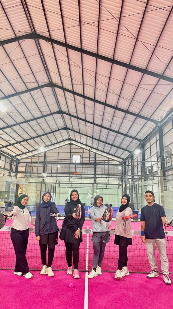 Society Padel Club Parigi  media 2