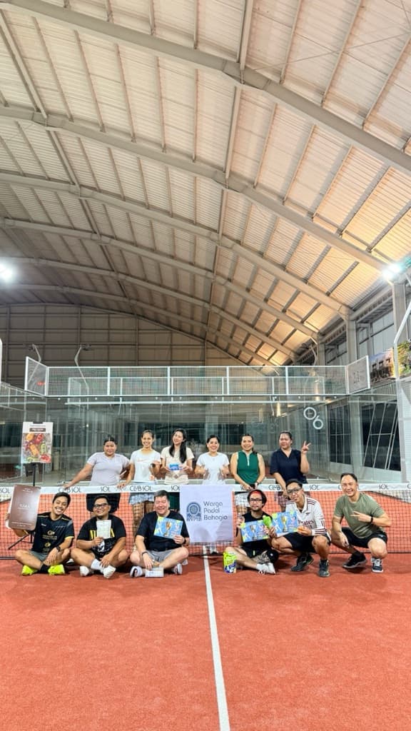 Warga Padel Bahagia media 5
